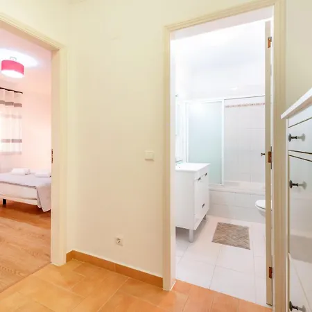 Guestready - Holliday House -