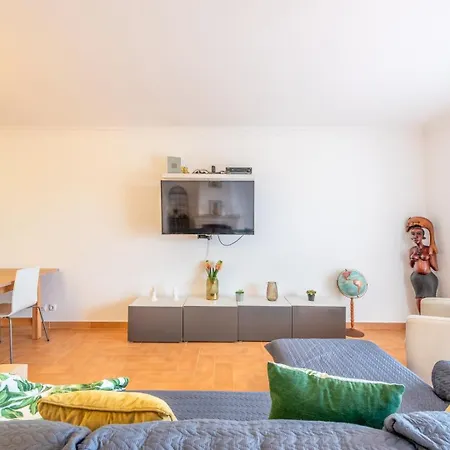 Guestready - Holliday House -