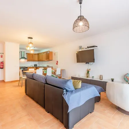 Guestready - Holliday House - * إيريسييرا